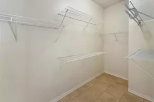 4980 Baraldi Cir, Sarasota, FL 34235 - Photo 14