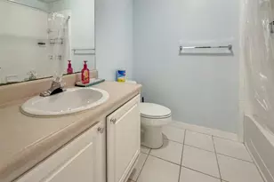 4980 Baraldi Cir, Sarasota, FL 34235 - Photo 18