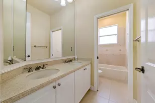 6507 37th St E, Sarasota, FL 34243 - Photo 26