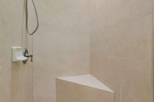 6507 37th St E, Sarasota, FL 34243 - Photo 18