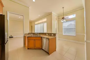 6507 37th St E, Sarasota, FL 34243 - Photo 10