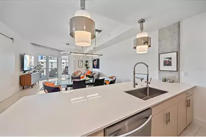 332 Cocoanut Avenue #406, Sarasota, FL 34236 - Photo 10
