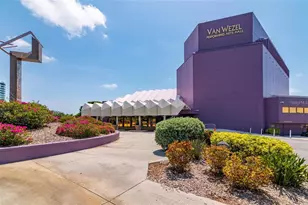 2010 Hyde Park Cir, Sarasota, FL 34239 - Photo 62