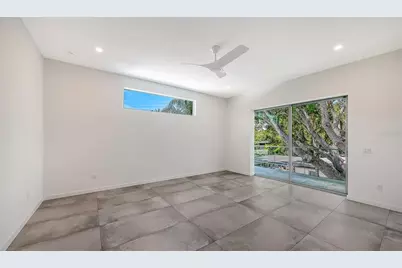 2010 Hyde Park Circle, Sarasota, FL 34239 - Photo 56
