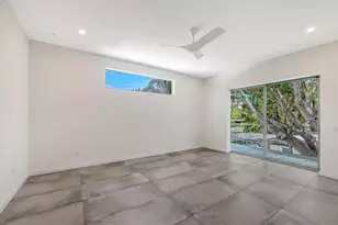 2010 Hyde Park Cir, Sarasota, FL 34239 - Photo 56