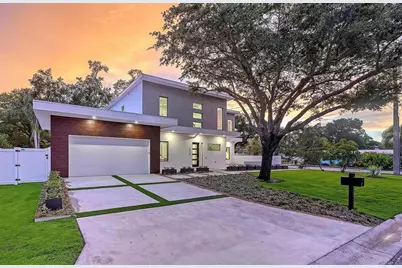 2010 Hyde Park Circle, Sarasota, FL 34239 - Photo 1