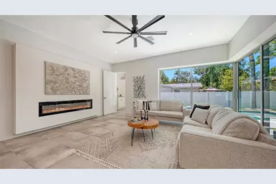 2010 Hyde Park Circle, Sarasota, FL 34239 - Photo 24