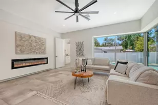 2010 Hyde Park Cir, Sarasota, FL 34239 - Photo 24