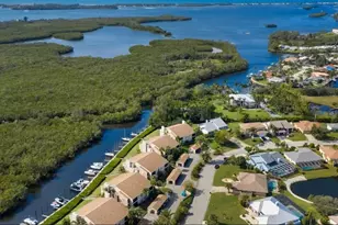 8626 54th Ave W, Bradenton, FL 34210 - Photo 2