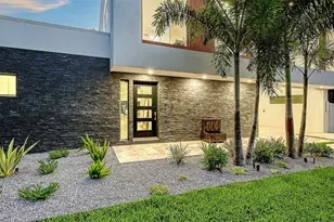 2050 Euclid Terrace, Sarasota, FL 34239 - Photo 2