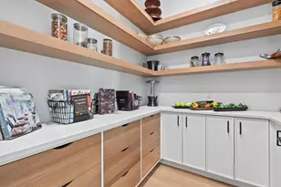 171 Whittier Dr, Sarasota, FL 34236 - Photo 28