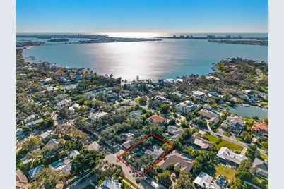 1740 S Orange Avenue, Sarasota, FL 34239 - Photo 4