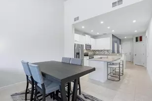 5710 Silverbridge Trl, Bradenton, FL 34211 - Photo 6