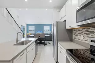 5710 Silverbridge Trl, Bradenton, FL 34211 - Photo 8