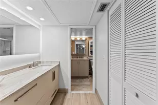 310 Wexford Terrace, Venice, FL 34293 - Photo 34