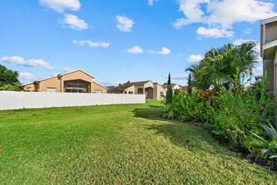 6634 38th Street E, Sarasota, FL 34243 - Photo 42