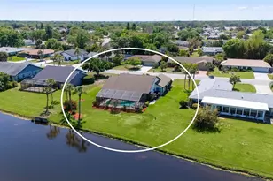 4831 Greencroft Rd, Sarasota, FL 34235 - Photo 2