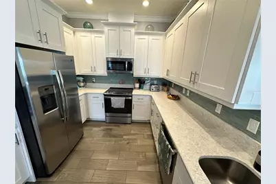 7730 34th Ave W #303, Bradenton, FL 34209 - Photo 4