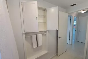 401 Sunnyside Dr, Venice, FL 34293 - Photo 36