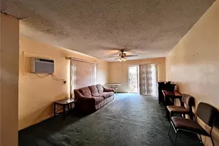 7808 N Woodlynne Ave, Tampa, FL 33614 - Photo 10