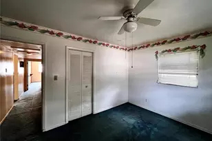 7808 N Woodlynne Ave, Tampa, FL 33614 - Photo 12