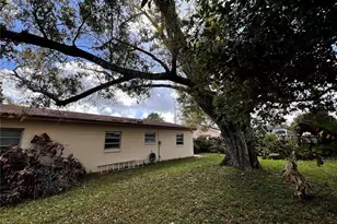 7808 N Woodlynne Ave, Tampa, FL 33614 - Photo 36