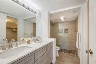 1249 Dockside Pl, Sarasota, FL 34242 - Photo 24