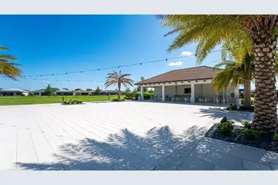 5018 Surfside Circle, Lakewood Ranch, FL 34211 - Photo 68