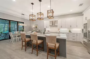 5018 Surfside Cir, Lakewood Ranch, FL 34211 - Photo 6