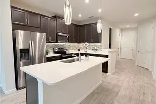 5711 Silverbridge Trl, Bradenton, FL 34211 - Photo 4