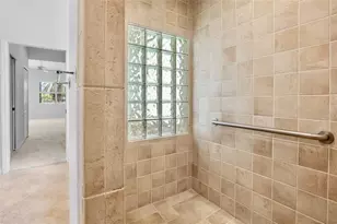 4975 Sabal Lake Cir, Sarasota, FL 34238 - Photo 24