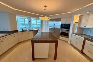 988 Blvd Of The Arts Blvd, Sarasota, FL 34236 - Photo 8