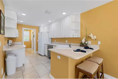 1430 Burgos Drive, Sarasota, FL 34238 - Photo 6