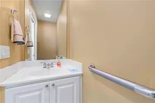 1430 Burgos Dr, Sarasota, FL 34238 - Photo 12
