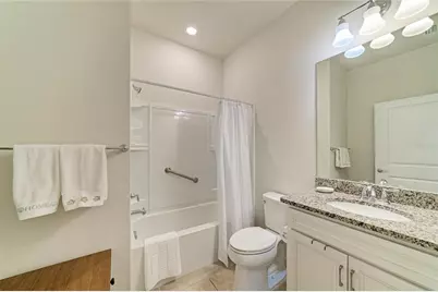 7013 Hanover Court, Lakewood Ranch, FL 34202 - Photo 34