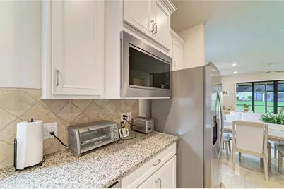 7013 Hanover Court, Lakewood Ranch, FL 34202 - Photo 16