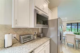 7013 Hanover Ct, Lakewood Ranch, FL 34202 - Photo 16