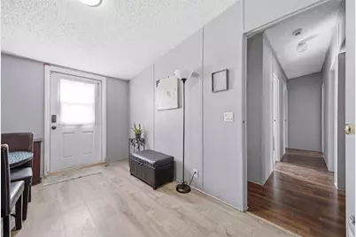 12513 Waltham Avenue, Tampa, FL 33624 - Photo 6