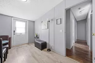 12513 Waltham Ave, Tampa, FL 33624 - Photo 6