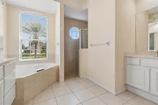 718 Planters Manor Way, Bradenton, FL 34212 - Photo 28