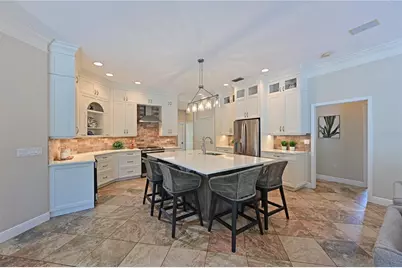 3240 Walter Travis Drive, Sarasota, FL 34240 - Photo 8