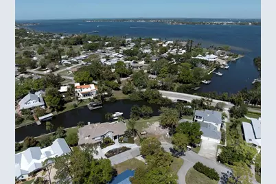 110 39th Street Court NW, Bradenton, FL 34205 - Photo 4