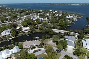 110 39th St Ct NW, Bradenton, FL 34205 - Photo 4