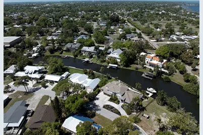 110 39th Street Court NW, Bradenton, FL 34205 - Photo 6