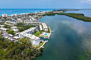 605 Sutton Pl, Longboat Key, FL 34228 - Photo 44
