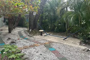 7715 33rd Ln E, Sarasota, FL 34243 - Photo 6