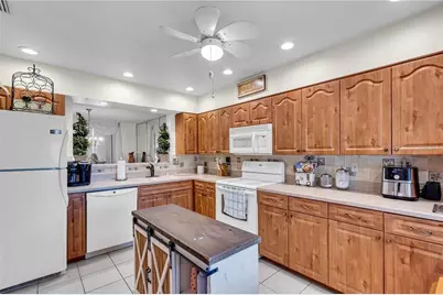 6101 34th St W #27C, Bradenton, FL 34210 - Photo 4