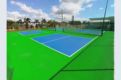 5001 Oakland Hills Avenue, Sarasota, FL 34234 - Photo 62