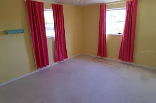 3372 Mayflower St, Sarasota, FL 34231 - Photo 10