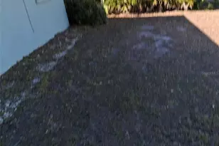 3372 Mayflower St, Sarasota, FL 34231 - Photo 28